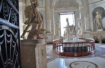 Vatican Museum Private Tour by Calm Voyage